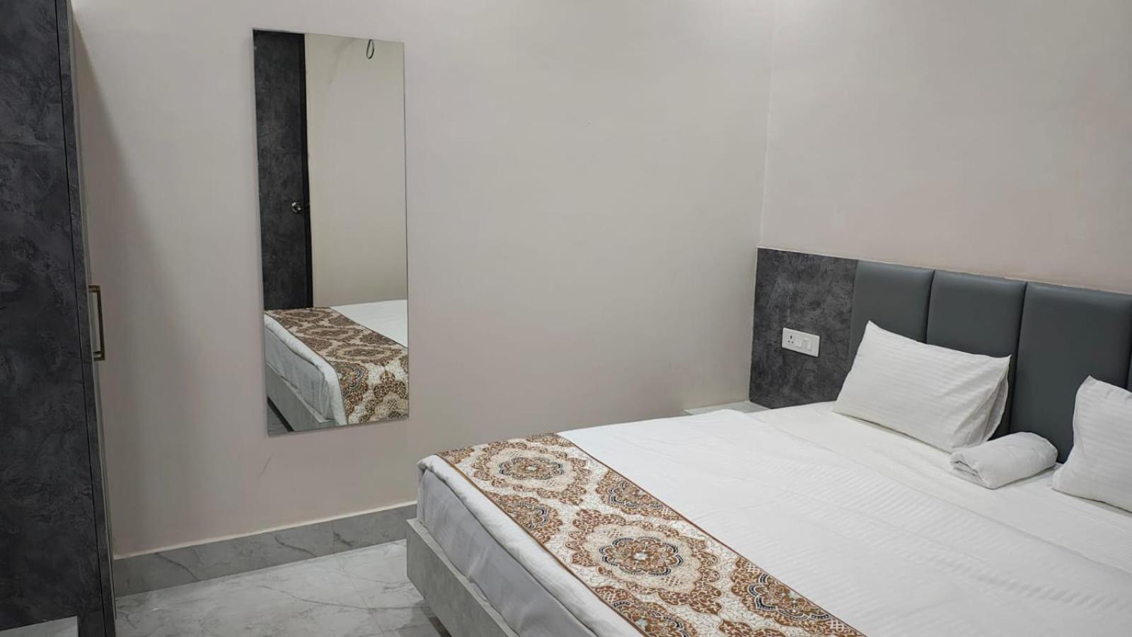 Krisha Homestay Vrindavan