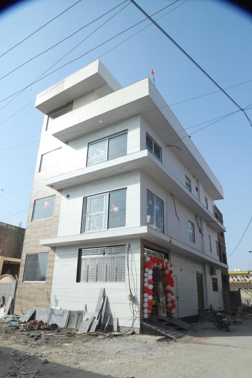 Krisha Homestay Vrindavan